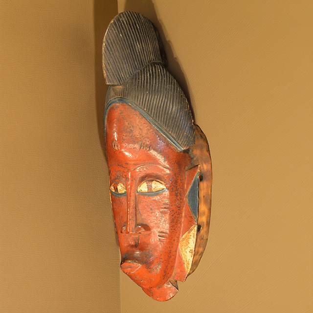 Guro Mask 13 Left Angle