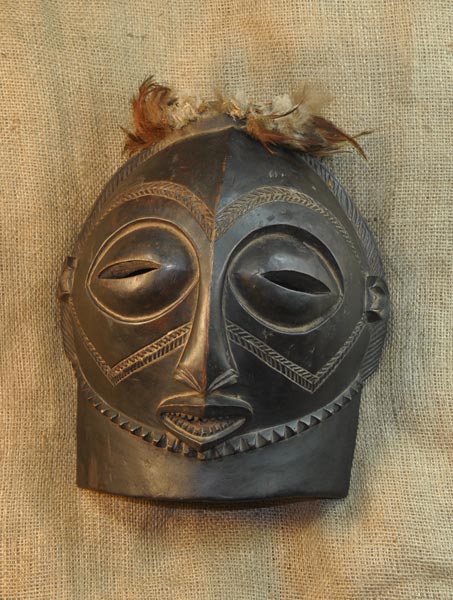 Hemba Mask 10 front