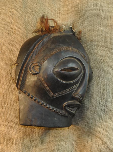 Hemba Mask 10 Right Side