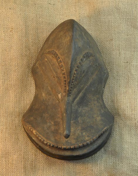 Hemba Mask 9 front