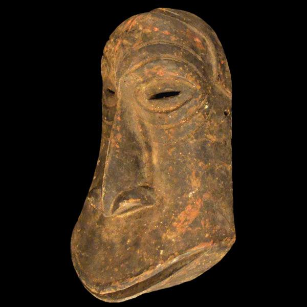 Hemba Mask 15 Left Angle