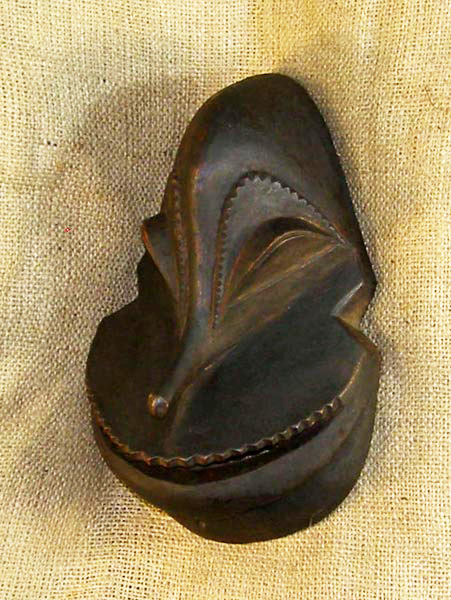 Hemba Mask 7 Left Angle