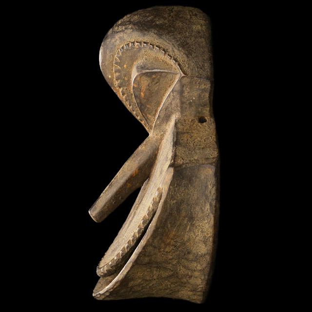 African Hemba mask left side