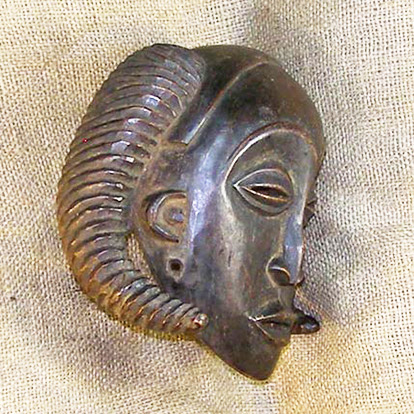 Hemba Mask 1 Right Side
