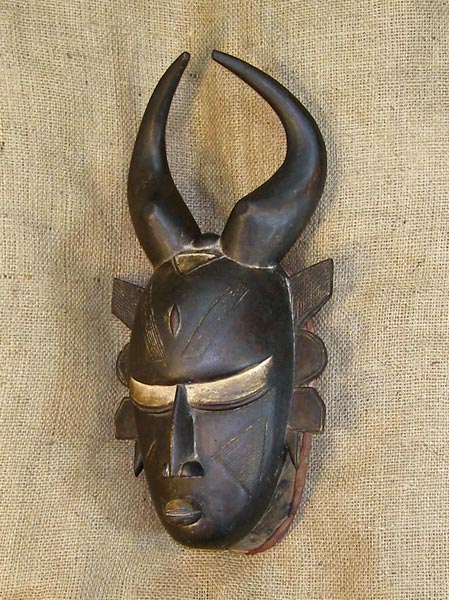 African Jimini Mask 10 Left Angle