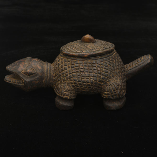 African Kuba Box 7 left side