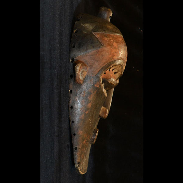 Kuba Mask 52 Right Side