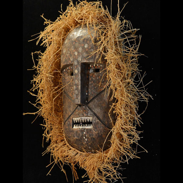 Kuba Mask 54 Left Angle