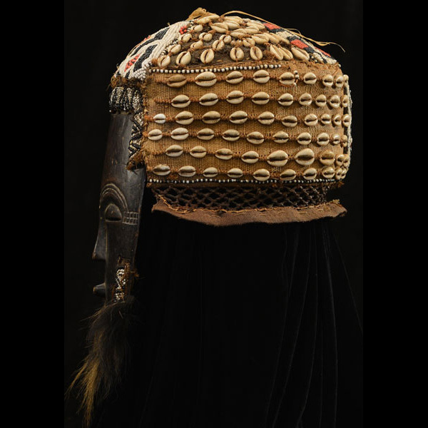 Kuba Mask 56 left side