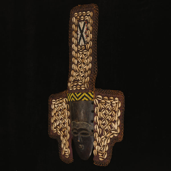 Kuba Mask 5 Left Angle