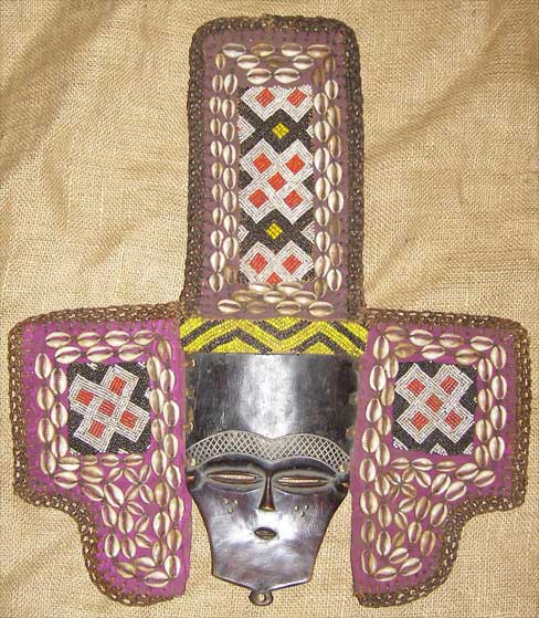 Kuba Mask 2 front