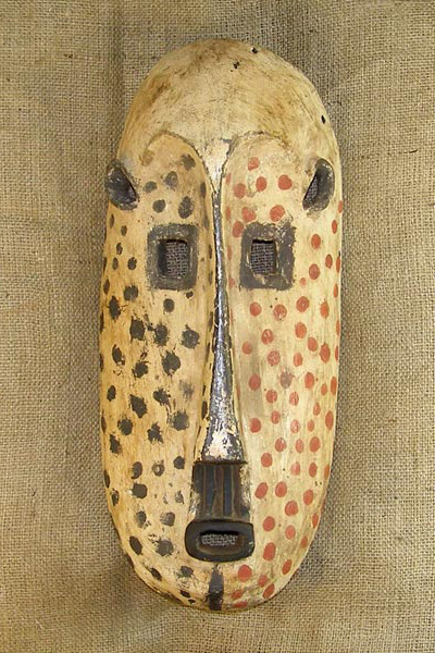 Kumu Mask 2 front