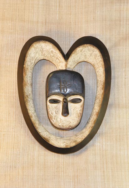 Kwele Mask 30 front