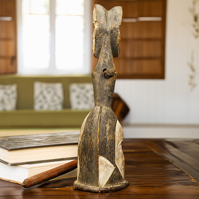 Kwele dancing bell 54 - Click to see more. African Kwele dancing bell 54 Right Side