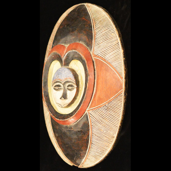 Kwele Shield 44 Left Angle
