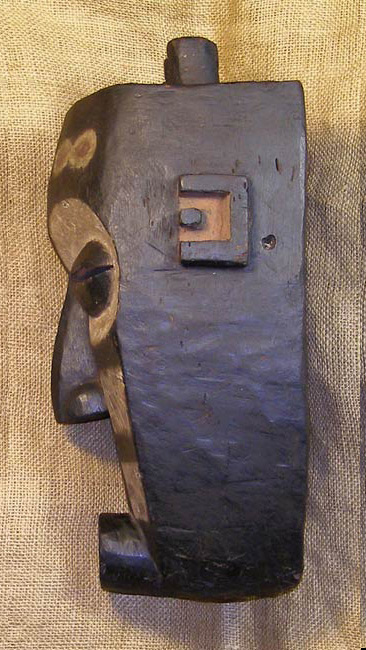 Lele Mask 1 Left