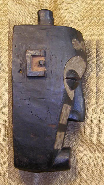 Lele Mask 1 Right Side