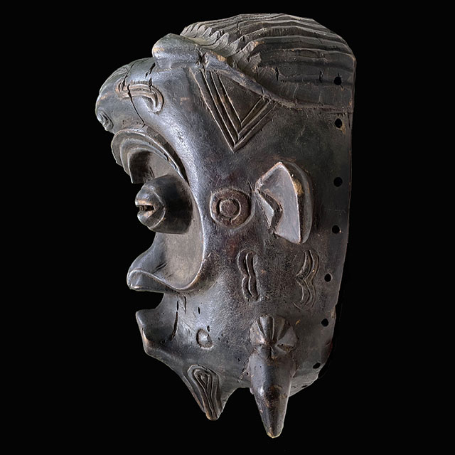 African Lulua Mask 10 left side