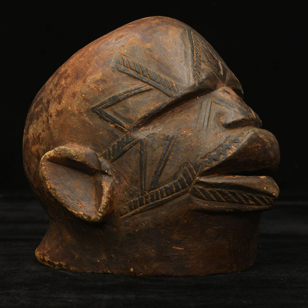 Makonde Lipiko Helmet-Mask 3 