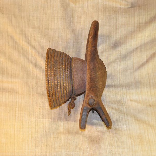 Mama Mask 2 Right Side