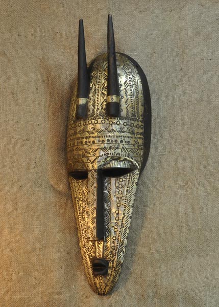 Marka Mask 32 Left Angle
