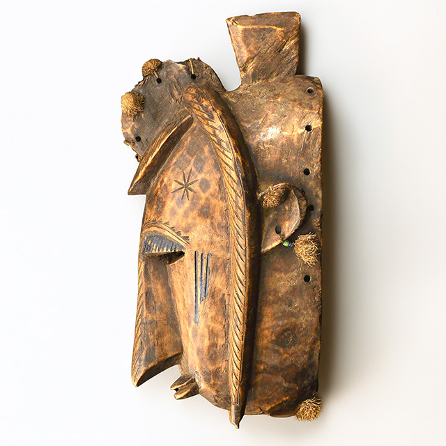 Marka Mask 47 left side