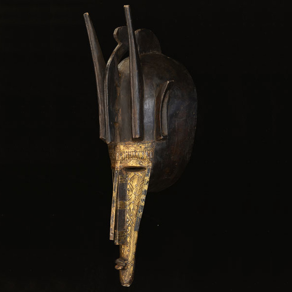 Marka Mask 53 Left Angle