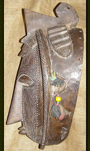 Marka Mask 1 Left Angle