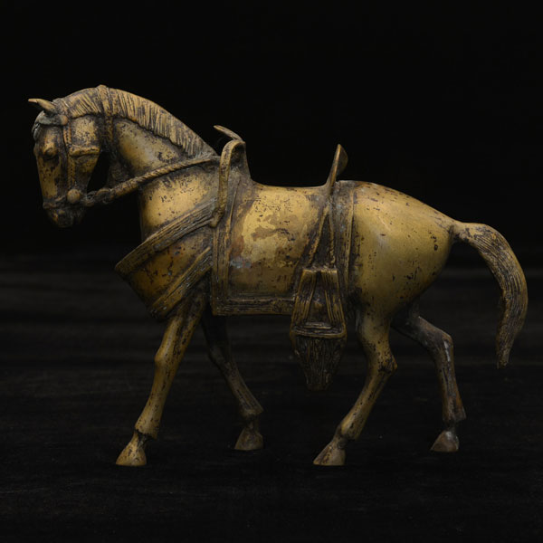 Mossi Bronze Mounted Nobleman 5 Right Side