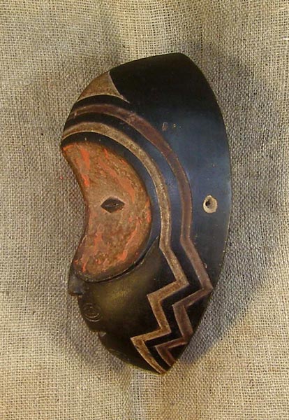 Mumuye Mask 2 Left Side