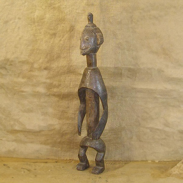 Mumuye Statuette 3 Left Angle