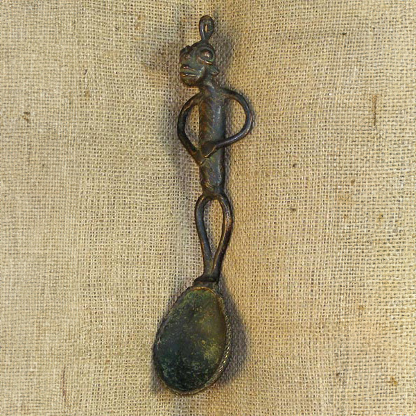 African Namji bronze Left Angle