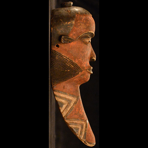 Pende Mask 14 Right Side