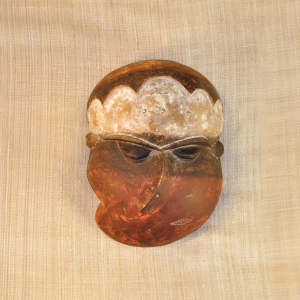 Pende Mask 15 front