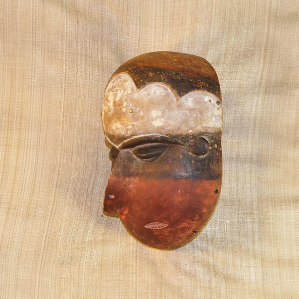 Pende Mask 15 Left