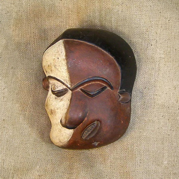 Pende sick man Mask 13 Left Angle