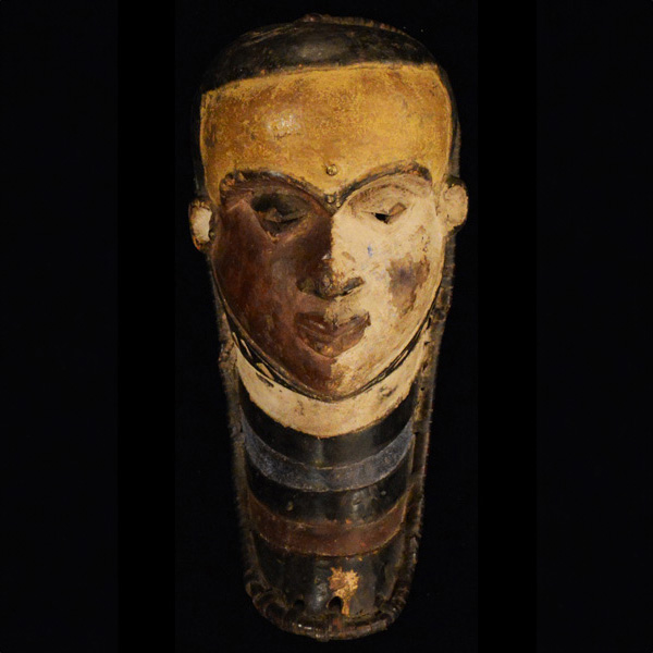 Pende Mask 18
