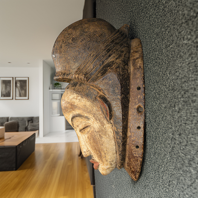 African Punu mask 46 left side
