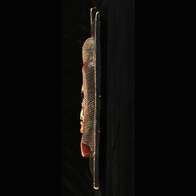 Punu Window 41 left side