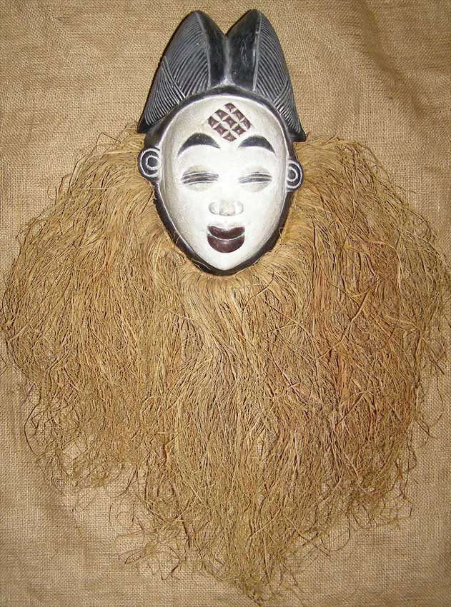 Punu Mask 17 front