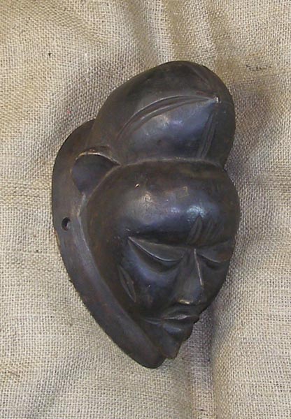 Punu Mask 24