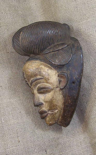 Punu Mask 26 Left
