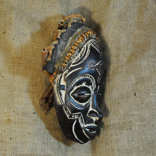 Rasta Mask 23 Right Side