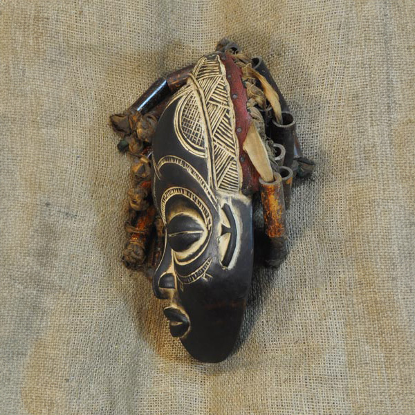 Rasta Mask 30 Left
