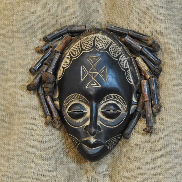 Rasta Mask 32 front