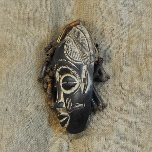Rasta Mask 35 Left