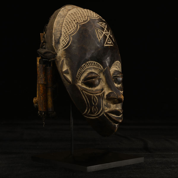 Rasta Mask 38 Right Side