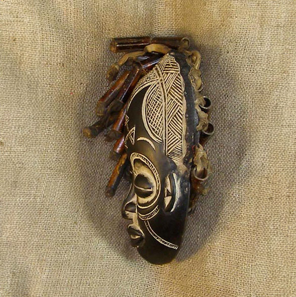 Rasta Mask 18 Left