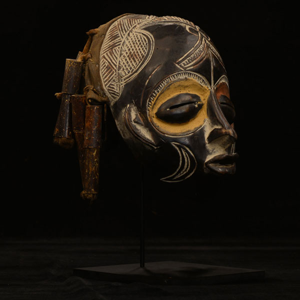 Rasta mask 