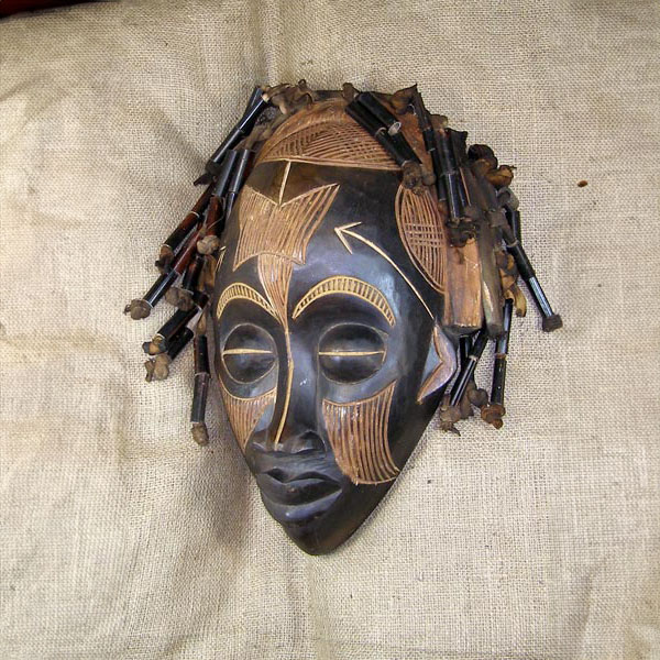 Rasta Mask 10 Left Angle